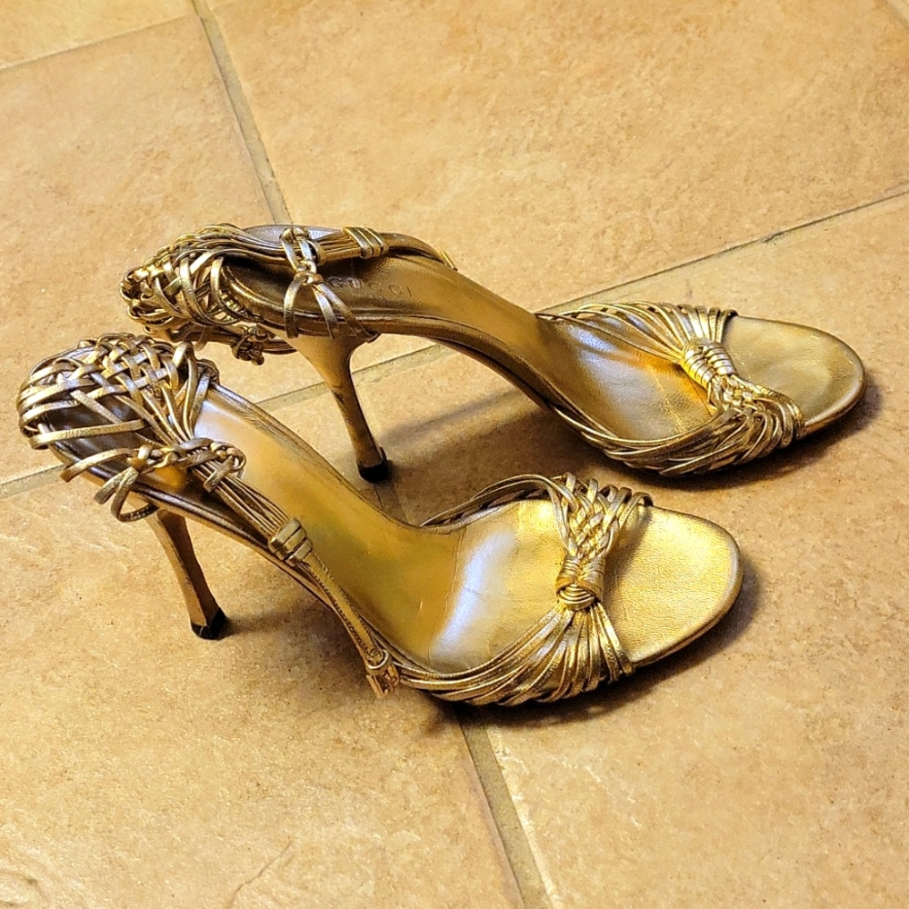 Gucci gold stilettos size 7